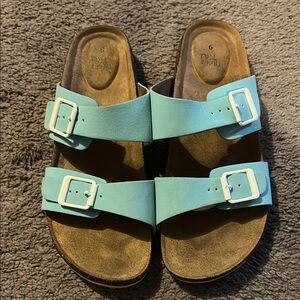 Woman’s Blue Sandals